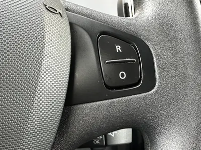 Renault Clio - Thumbnail 22