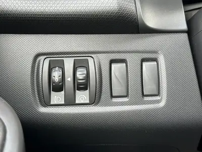 Renault Clio - Thumbnail 25