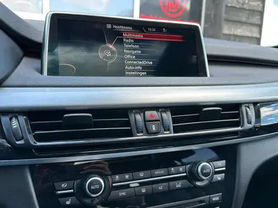 BMW X5 - Thumbnail 17