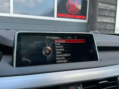 BMW X5 - Thumbnail 18