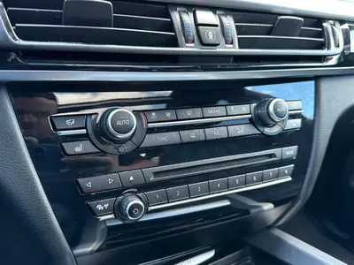 BMW X5 - Thumbnail 19