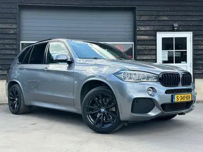 BMW X5 - Thumbnail 3