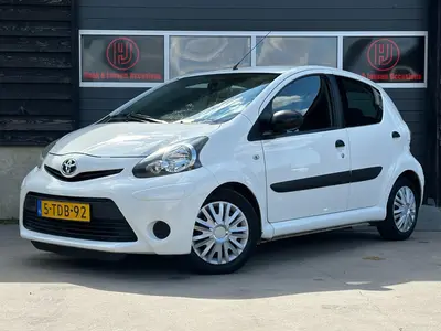 Toyota Aygo - Thumbnail 31