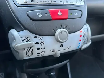 Toyota Aygo - Thumbnail 48