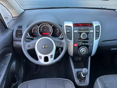 Kia Venga - Thumbnail 14