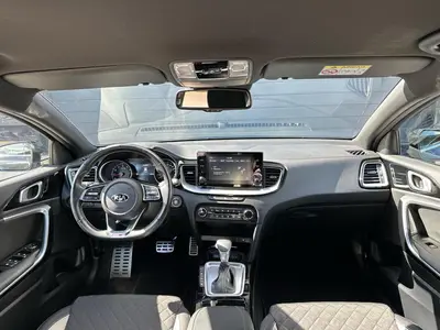 Kia ProCeed - Thumbnail 12