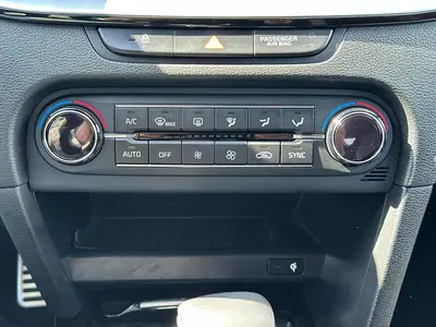 Kia ProCeed - Thumbnail 26