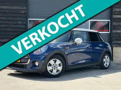 MINI Mini - Thumbnail 1