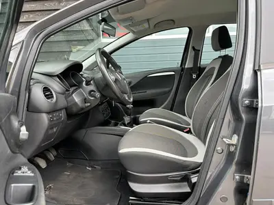 Fiat Punto Evo - Thumbnail 10