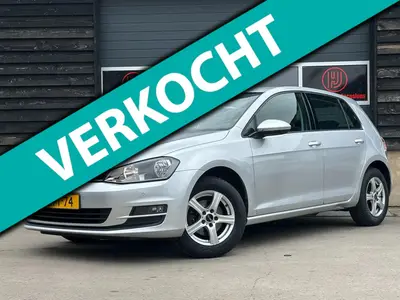 Volkswagen Golf - Thumbnail 2