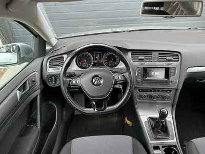 Volkswagen Golf - Thumbnail 15