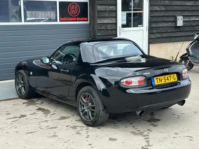 Mazda MX-5 - Thumbnail 28
