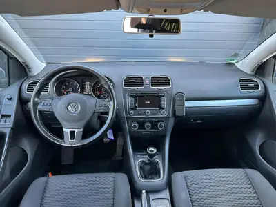 Volkswagen Golf - Thumbnail 11