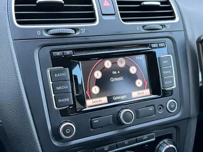 Volkswagen Golf - Thumbnail 15