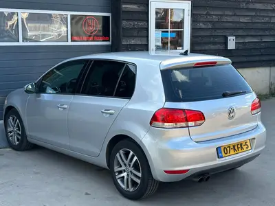 Volkswagen Golf - Thumbnail 28