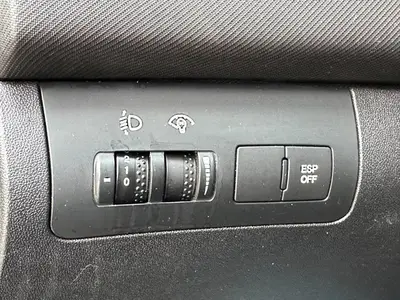 Kia cee'd - Thumbnail 25