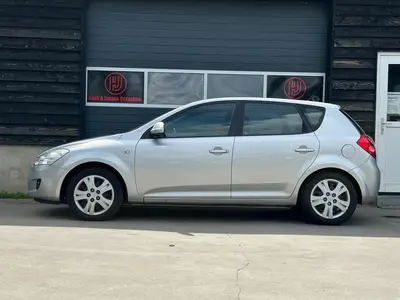 Kia cee'd - Thumbnail 7