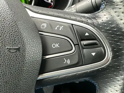 Renault Mégane - Thumbnail 17