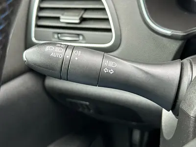 Renault Mégane - Thumbnail 19