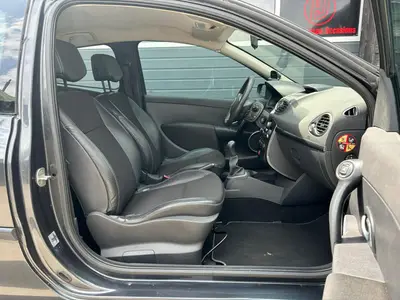 Renault Clio - Thumbnail 11