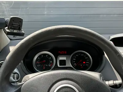 Renault Clio - Thumbnail 24