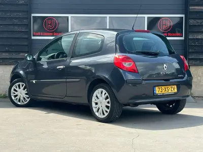 Renault Clio - Thumbnail 5