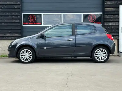 Renault Clio - Thumbnail 8