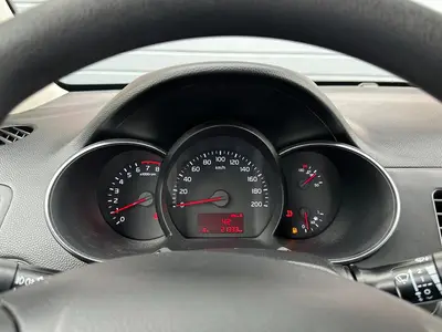 Kia Picanto - Thumbnail 24