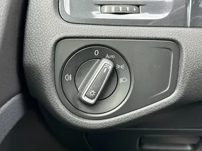 Volkswagen Golf - Thumbnail 27