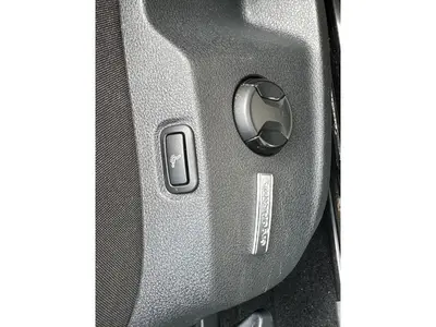 Volkswagen Golf - Thumbnail 30