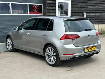 Volkswagen Golf - Thumbnail 34