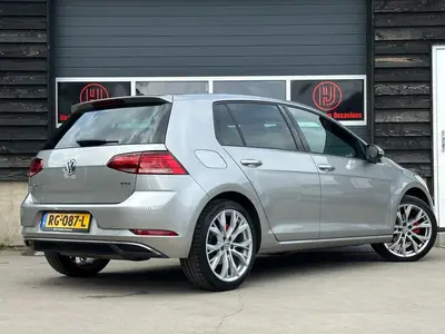 Volkswagen Golf - Thumbnail 5