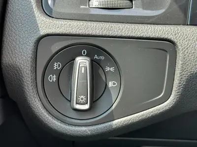 Volkswagen Golf - Thumbnail 26