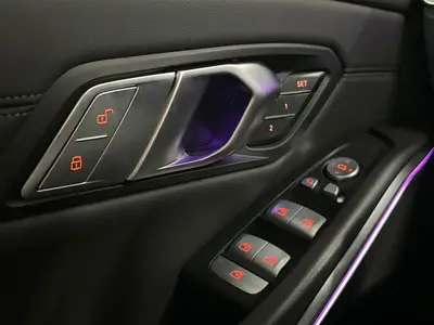 BMW 3 Serie - Thumbnail 32