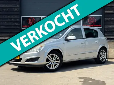 Opel Astra - Thumbnail 1