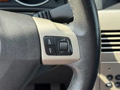 Opel Astra - Thumbnail 19