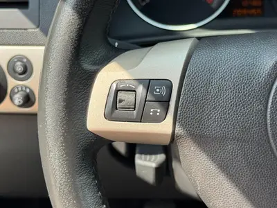 Opel Astra - Thumbnail 20