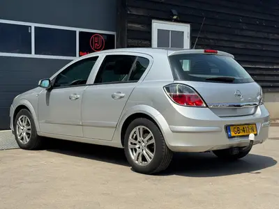 Opel Astra - Thumbnail 28