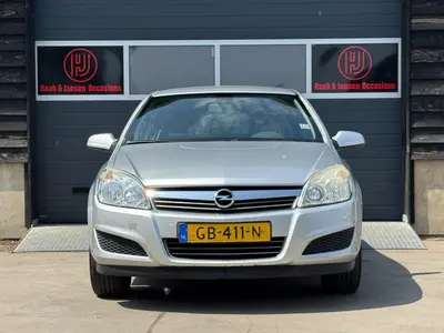 Opel Astra - Thumbnail 5