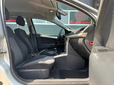 Opel Astra - Thumbnail 10