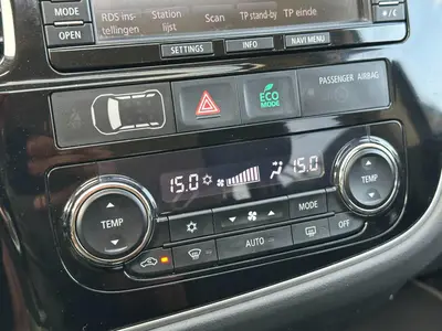 Mitsubishi Outlander - Thumbnail 17