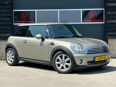 MINI Mini - Thumbnail 2