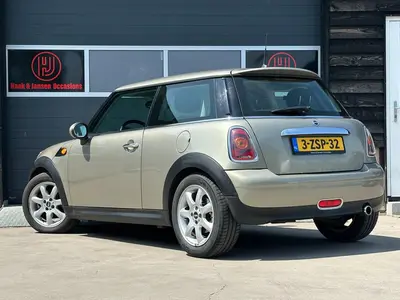 MINI Mini - Thumbnail 3