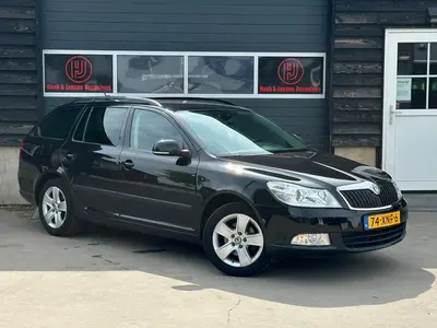 Octavia - Thumbnail 3