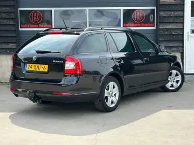 Octavia - Thumbnail 5