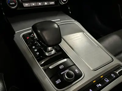 Kia Stinger - Thumbnail 19