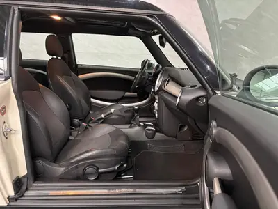 MINI Clubman - Thumbnail 11