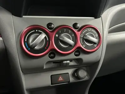 Suzuki Alto - Thumbnail 17