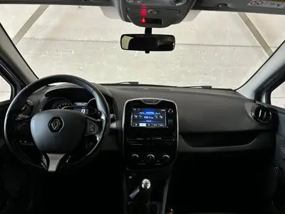 Renault Clio - Thumbnail 12