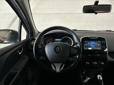 Renault Clio - Thumbnail 15